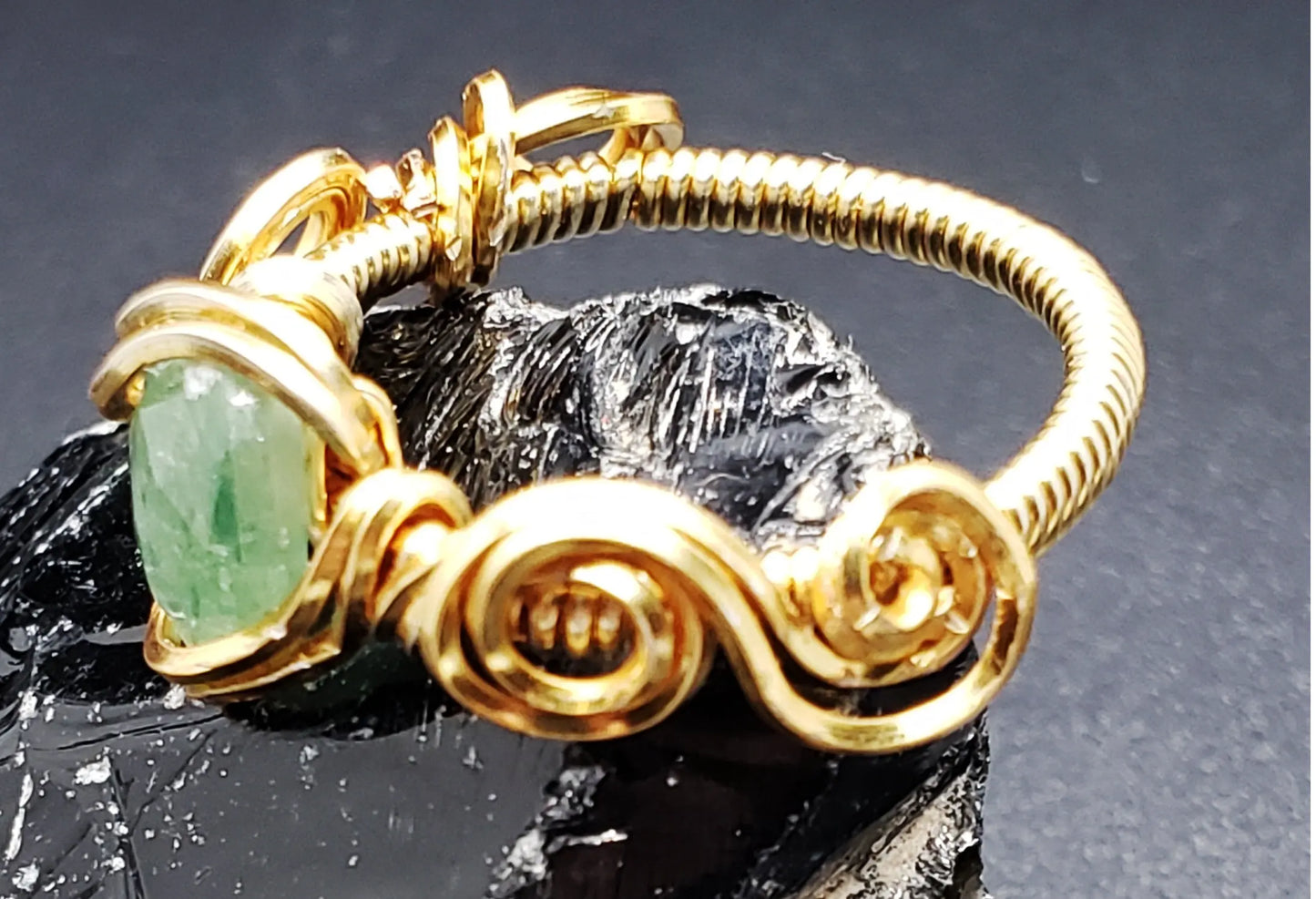 Green Kyanite Ring, Size 8.25    gemstone ring, Kyanite