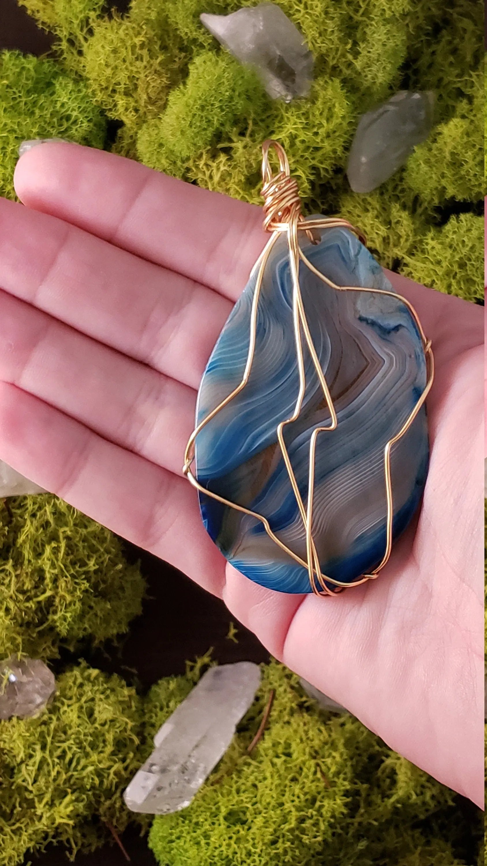 Blue Agate Slice Copper Wire Wrapped Pendant - moonlitbeading