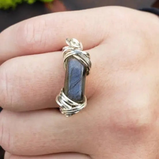 Silver Purple Labradorite Ring Size 8.5 - moonlitbeading
