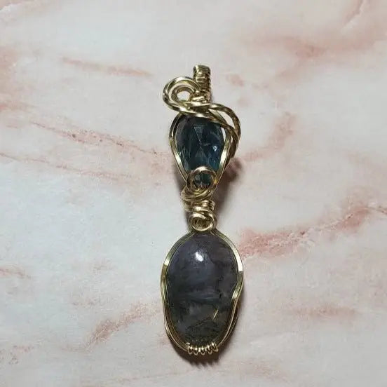 Apatite and Moss Agate pendant, Water Meets Earth - moonlitbeading
